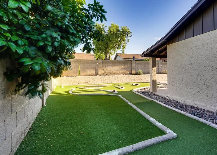 Ferienhaus Spacious Oasis W/ Pool & Game *